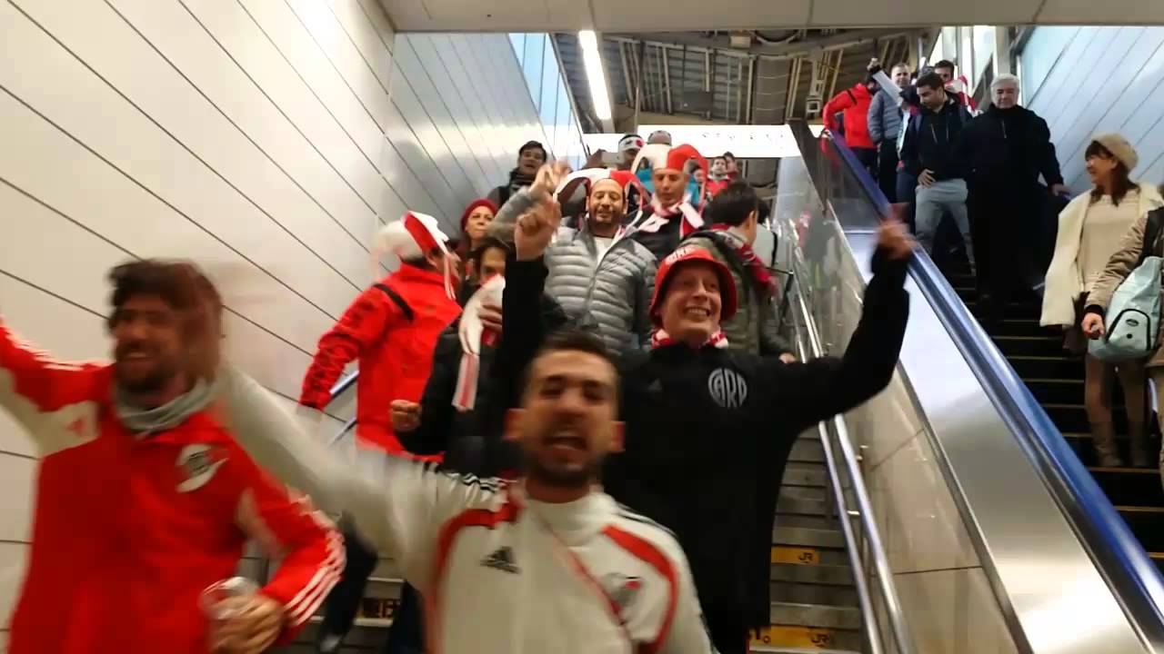 La afición de River toma Yokohama