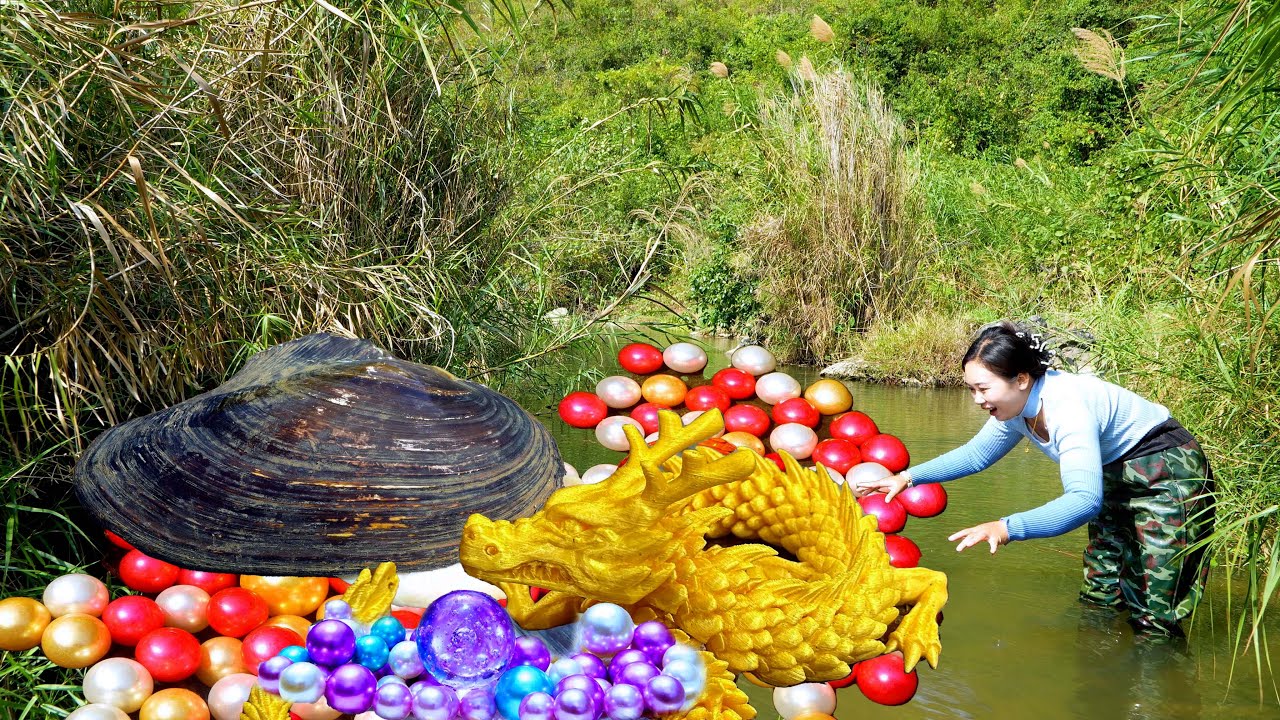 😱🎁The girl discovered a giant clam with countless beautiful pearls inside, which was intoxicating