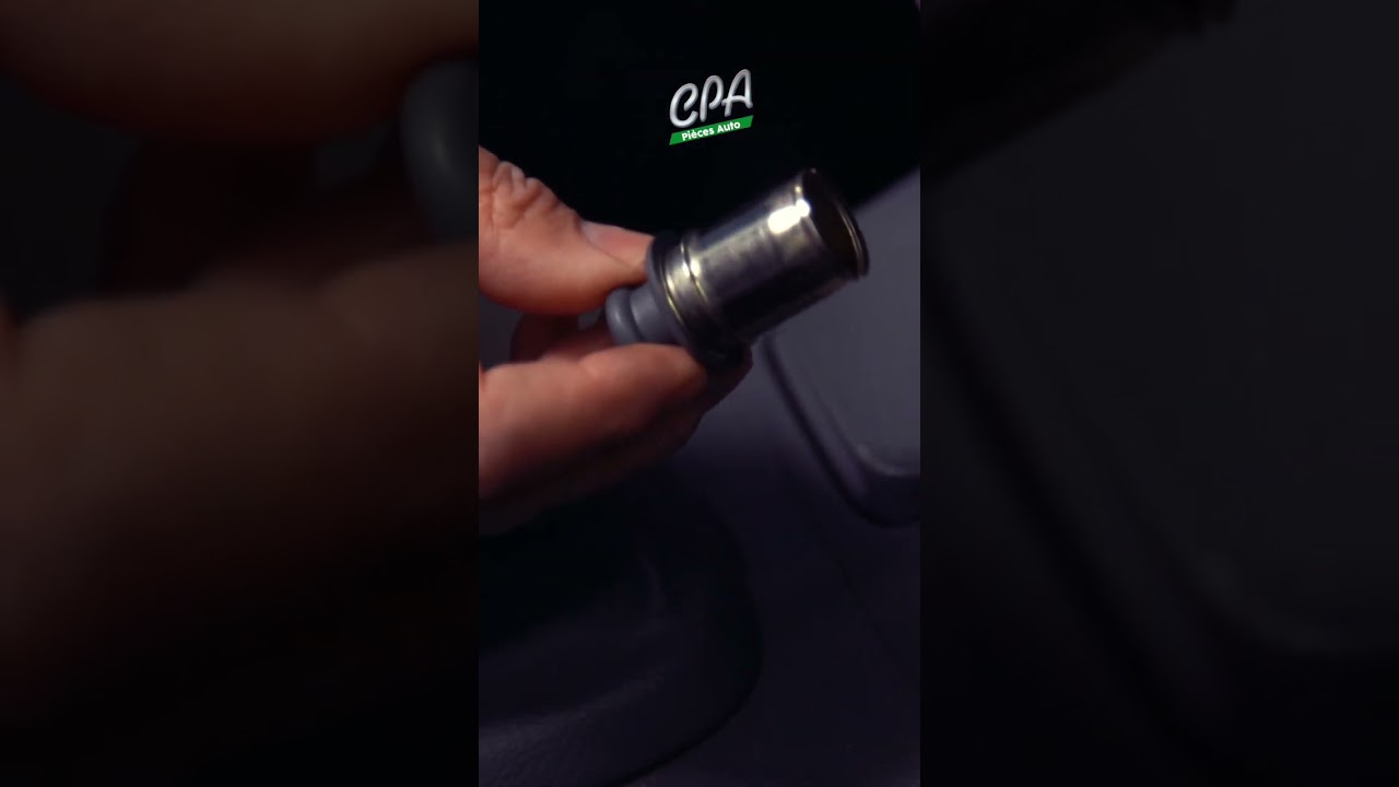 Comment Installer un Port USB Suppl&eacute;mentaire dans votre Voiture - Tutoriel Complet