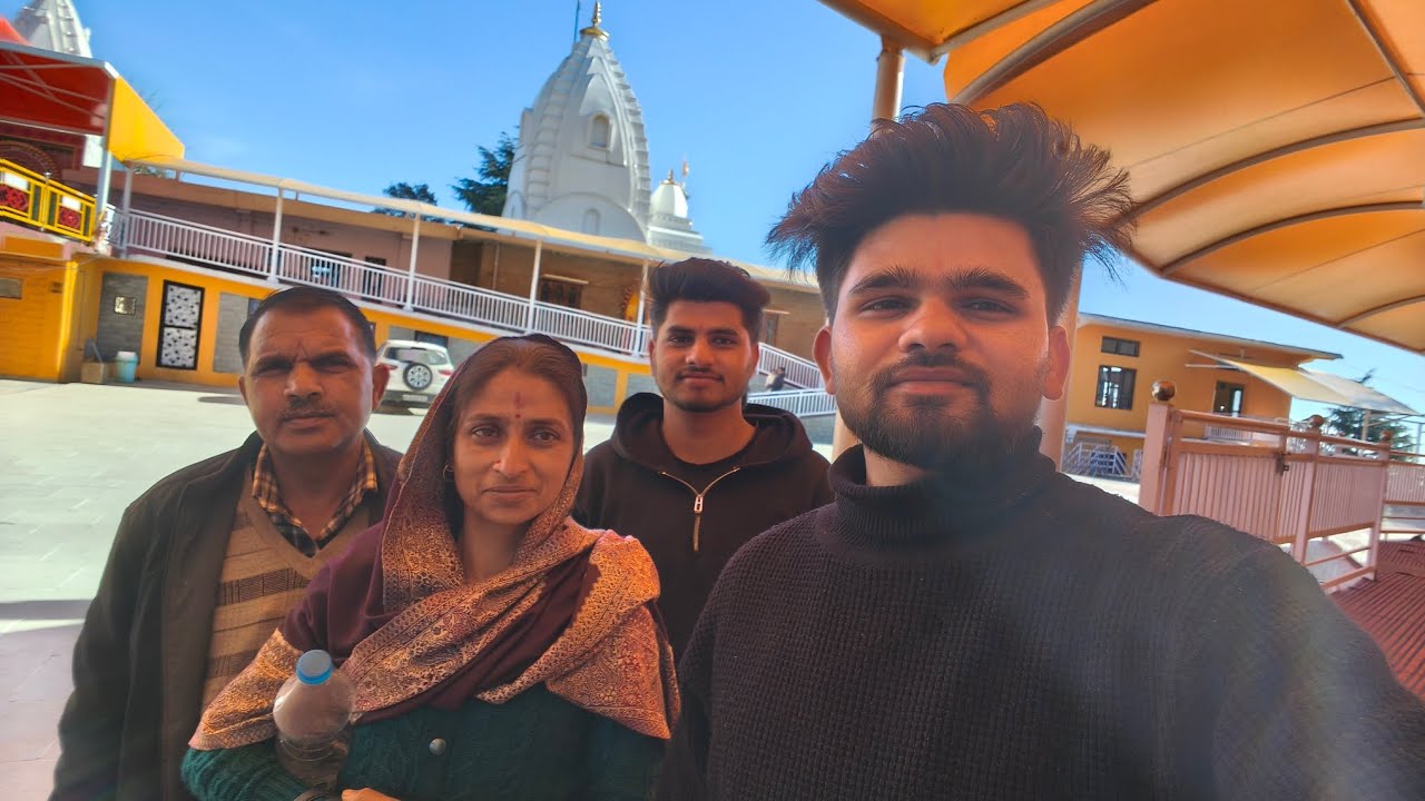 Family ek sath ek aur trip ho gayi 😍