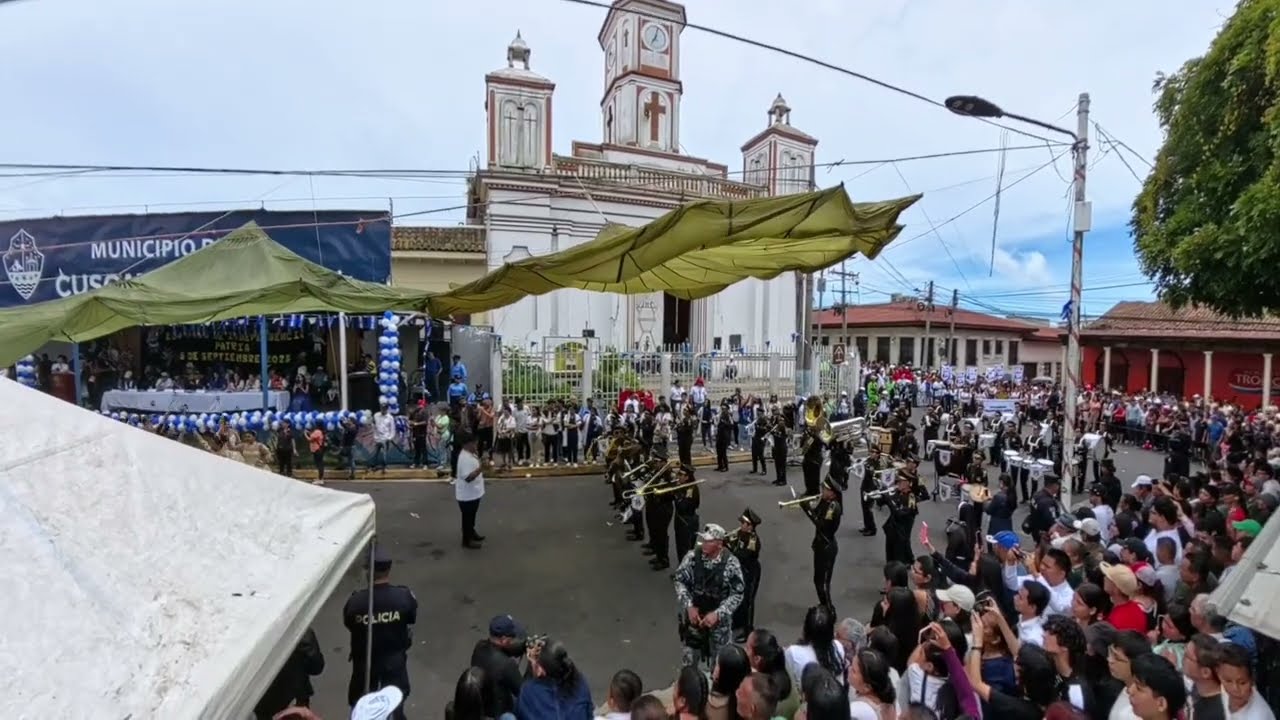 Buenísima presentación del Colegio Santa Isabel Cojutepeque, 15 de Septiembre 2025