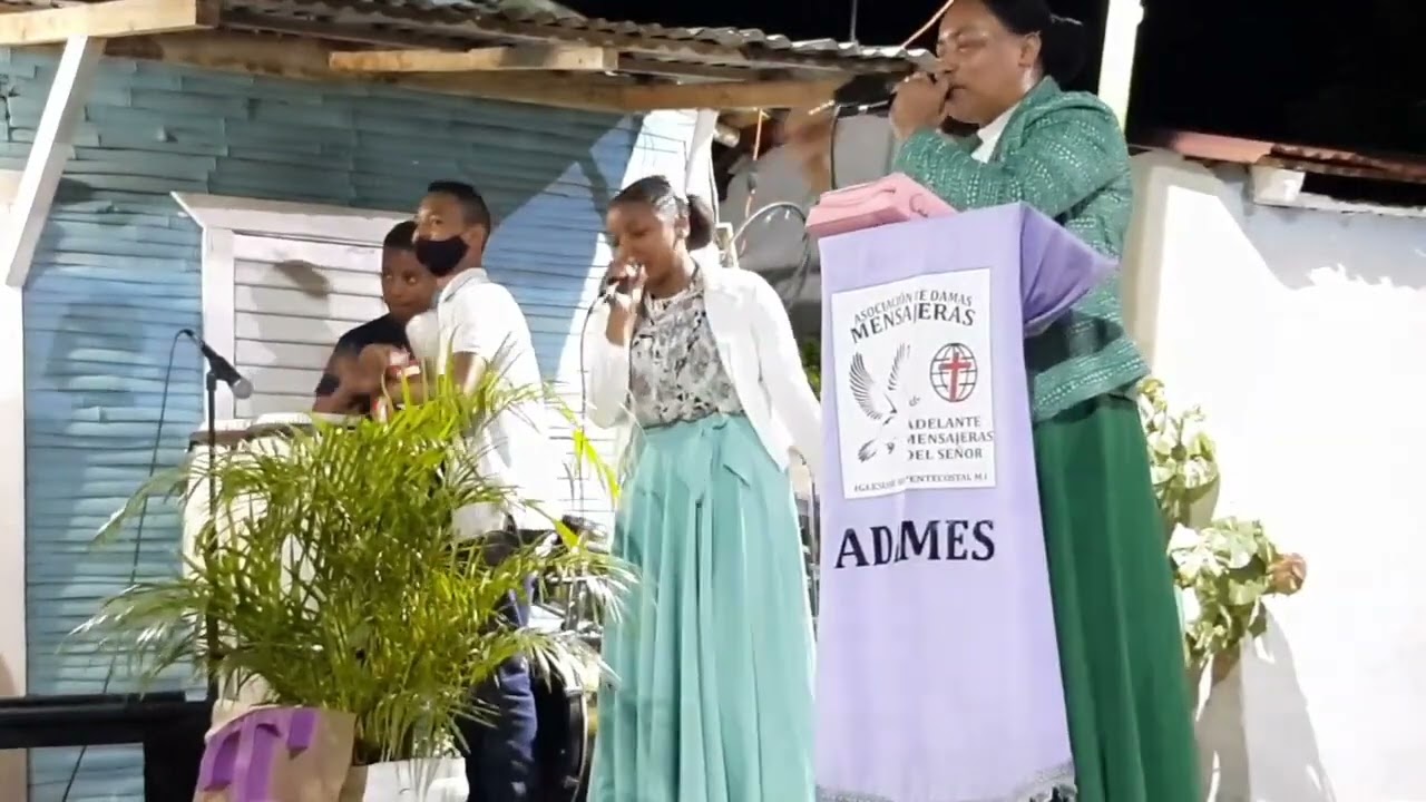 berzalini nivar canta coro a duó.Fuego🔥🔥🔥🔥🔥