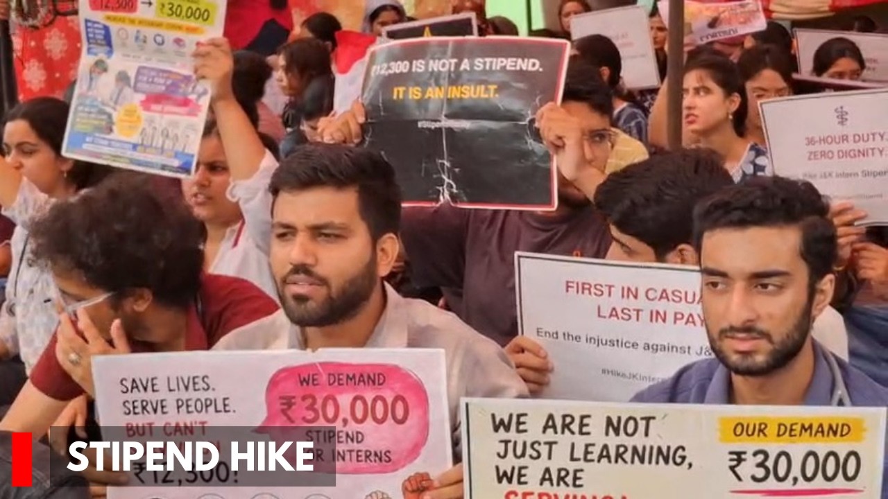 GMC Jammu Interns Continue Strike For Stipend Hike