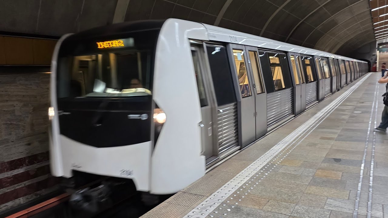 Calatorie cu Metrou Bombardier 2104 1104 Berlin în direcția Dristor 2 (Izvor - Dristor 2)