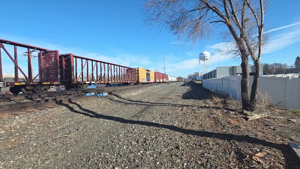 Three BNSF lead a manifest! Chesterton Indiana 1-7-26