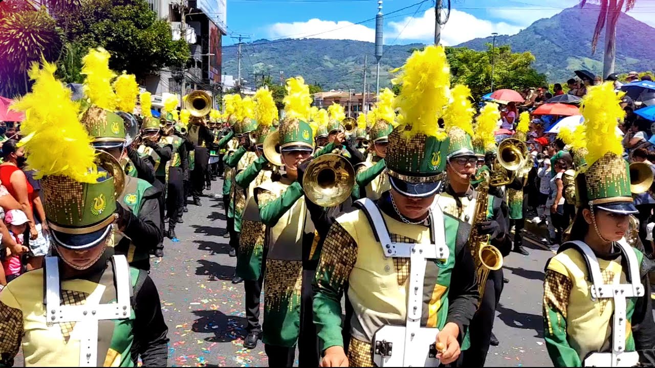ENFERMERA | Cocodrilos Marching Band COMB 2022 🐊 Desfile del Correo San Salvador 2022