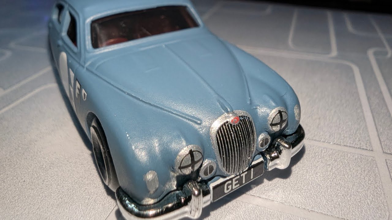Jaguar MK1 (Hot Wheels) unboxing and review. 