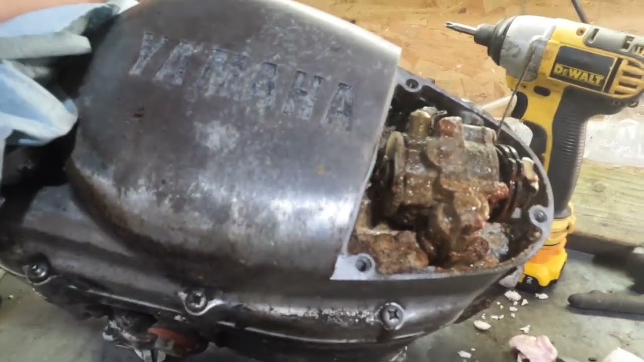 Yamaha DT175B Why is the engine locked up