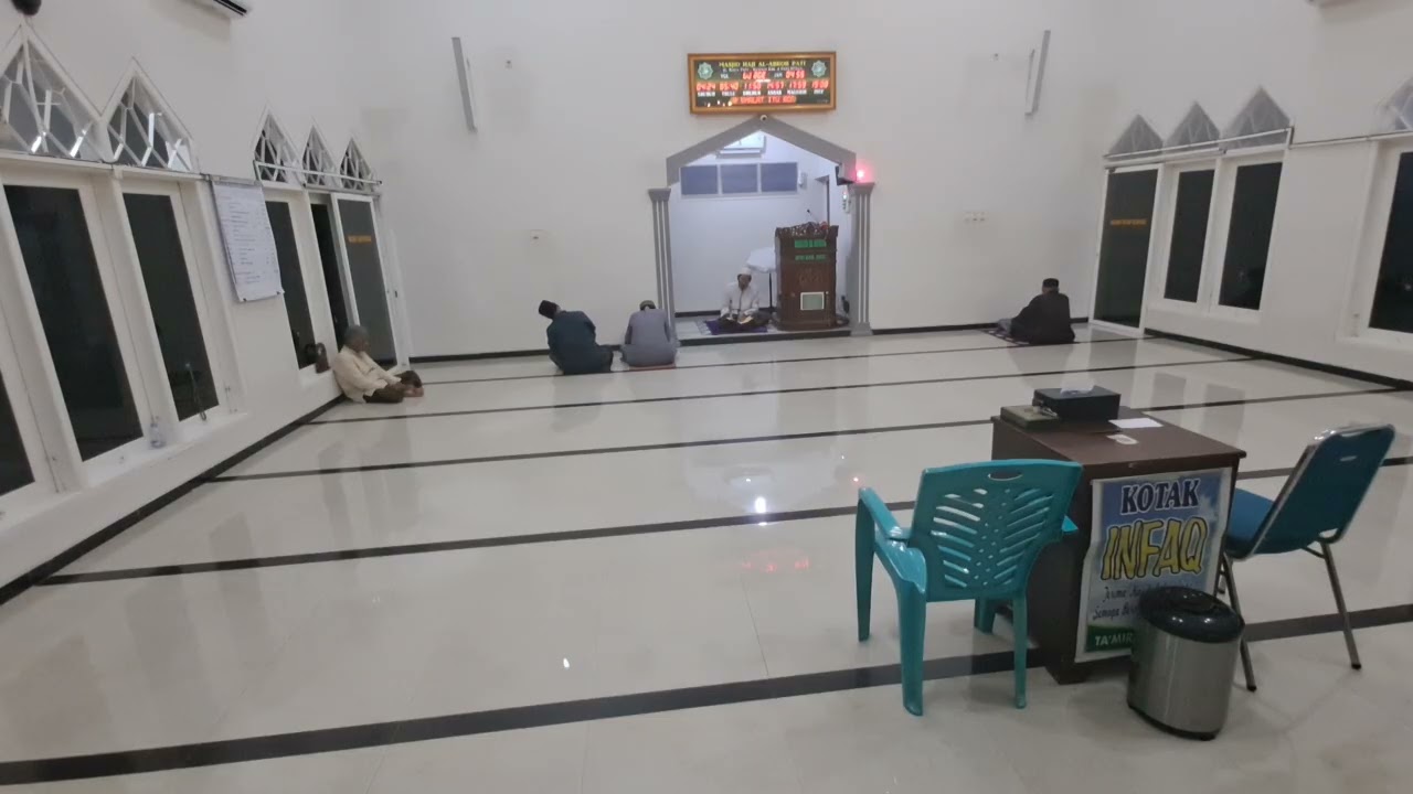 @Kuliyah SHUBUH kitab Fadhoilussiyam masjid haji alabror kab Pati oleh Ustadz Sutrisno LC. M. Pd. 