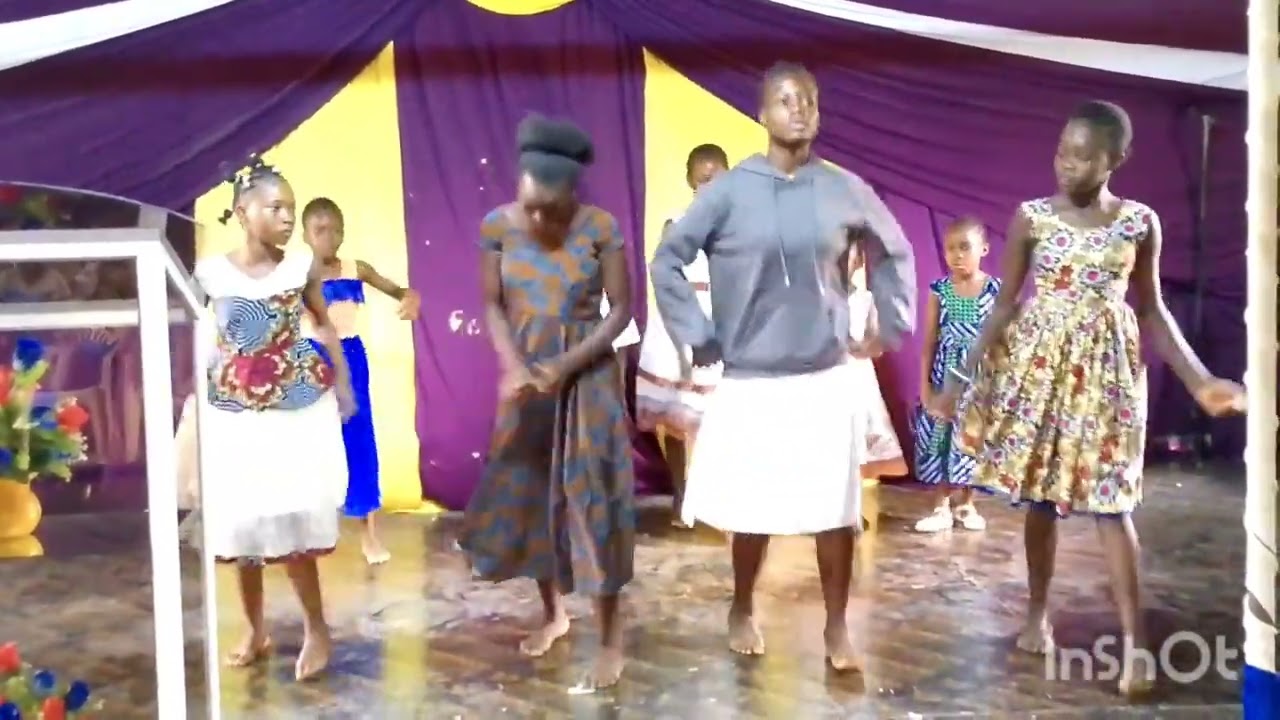 DANCERS