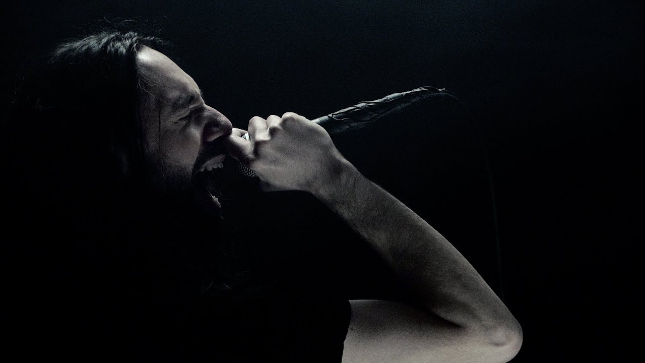 Toothless &ndash; Grinner feat. Justin Bonitz (Official Music Video)