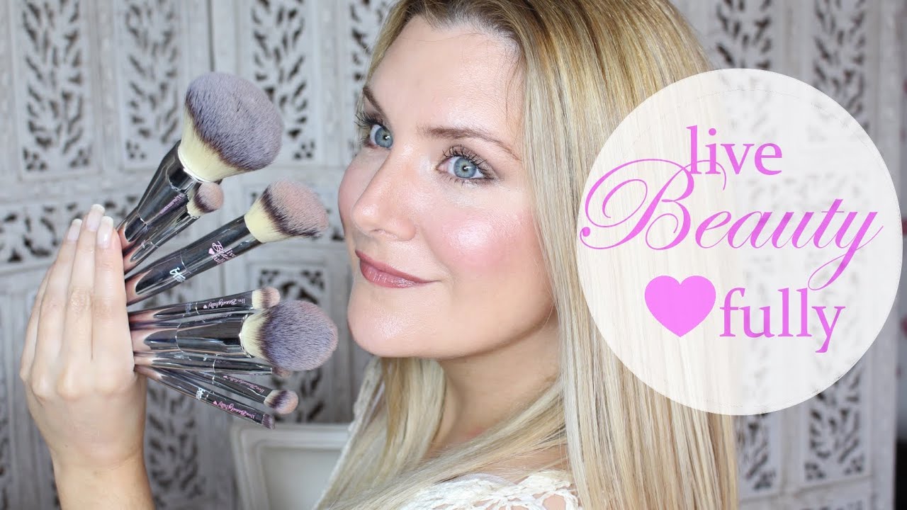 IT COSMETICS LOVE BEAUTY FULLY BRUSHES |  FIRST IMPRESSIONS