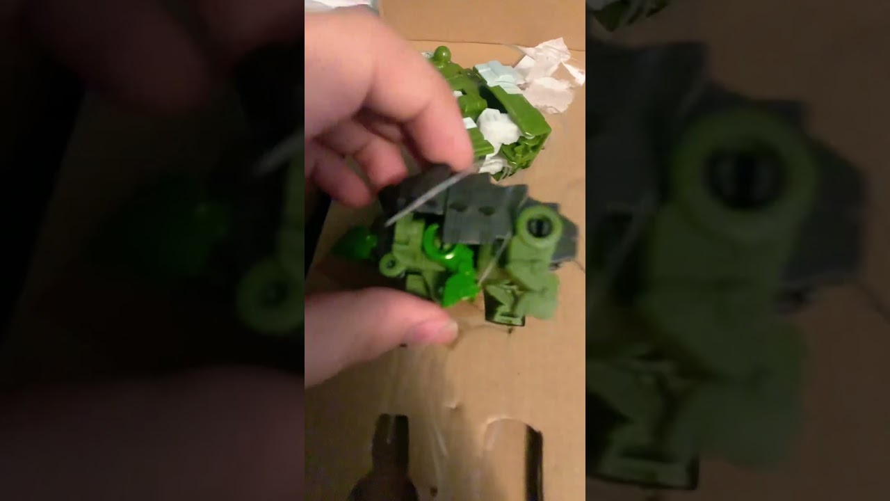 Transformers Legacy United core class Dino king.