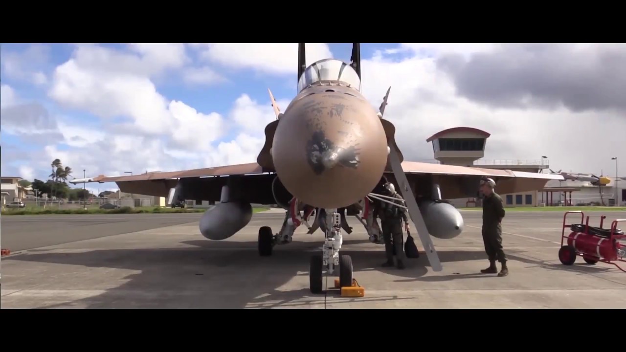 VMFA 115 Trains in MCAS Kaneohe Bay