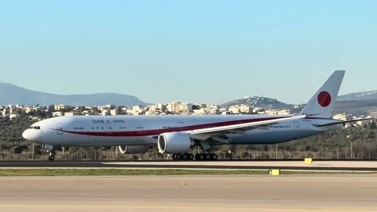 Boeing 777-300ER Japan Air Force LGAV Athens 