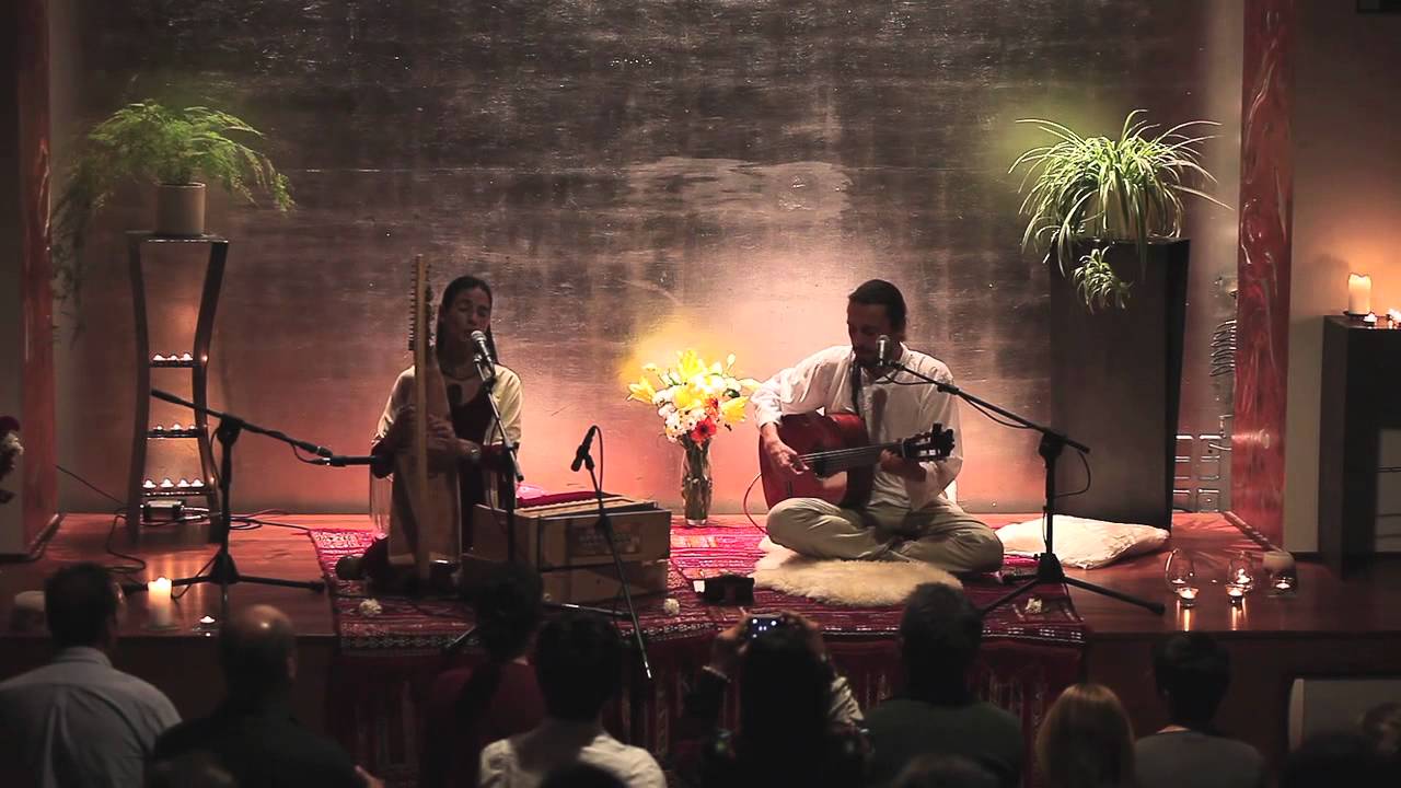Mirabai Ceiba - Corazón