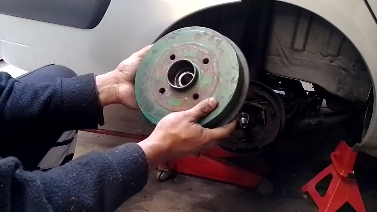 Cambio de Ruleman rueda trasera (rodamiento ) Renault Clio 2