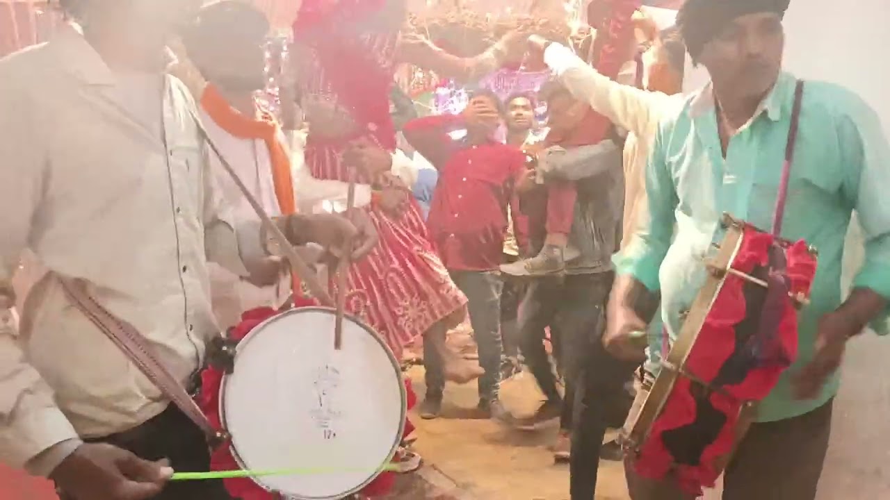 आर एन बैंड पार्टी गोकुला मिल्कीपुर जिला अयोध्या 