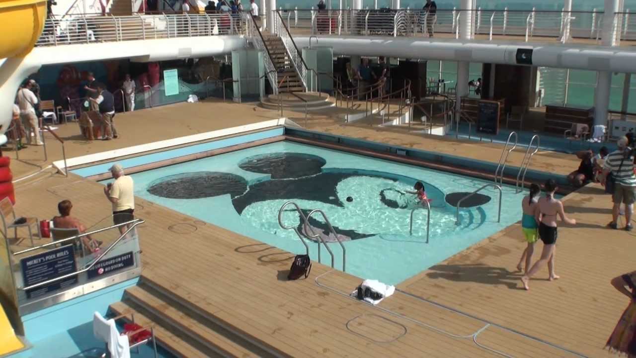 Disney Dream - Pools & Deck area