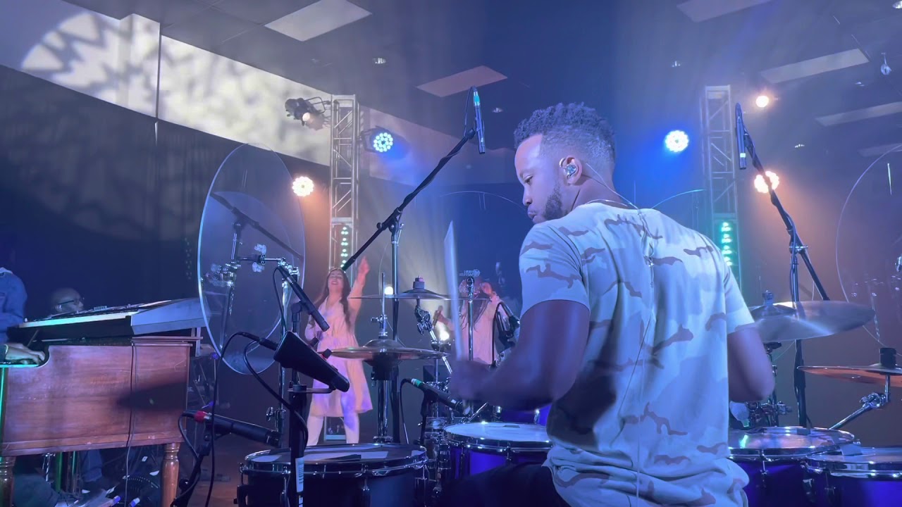 Jaylen Moore // Glorious // Deeperfied