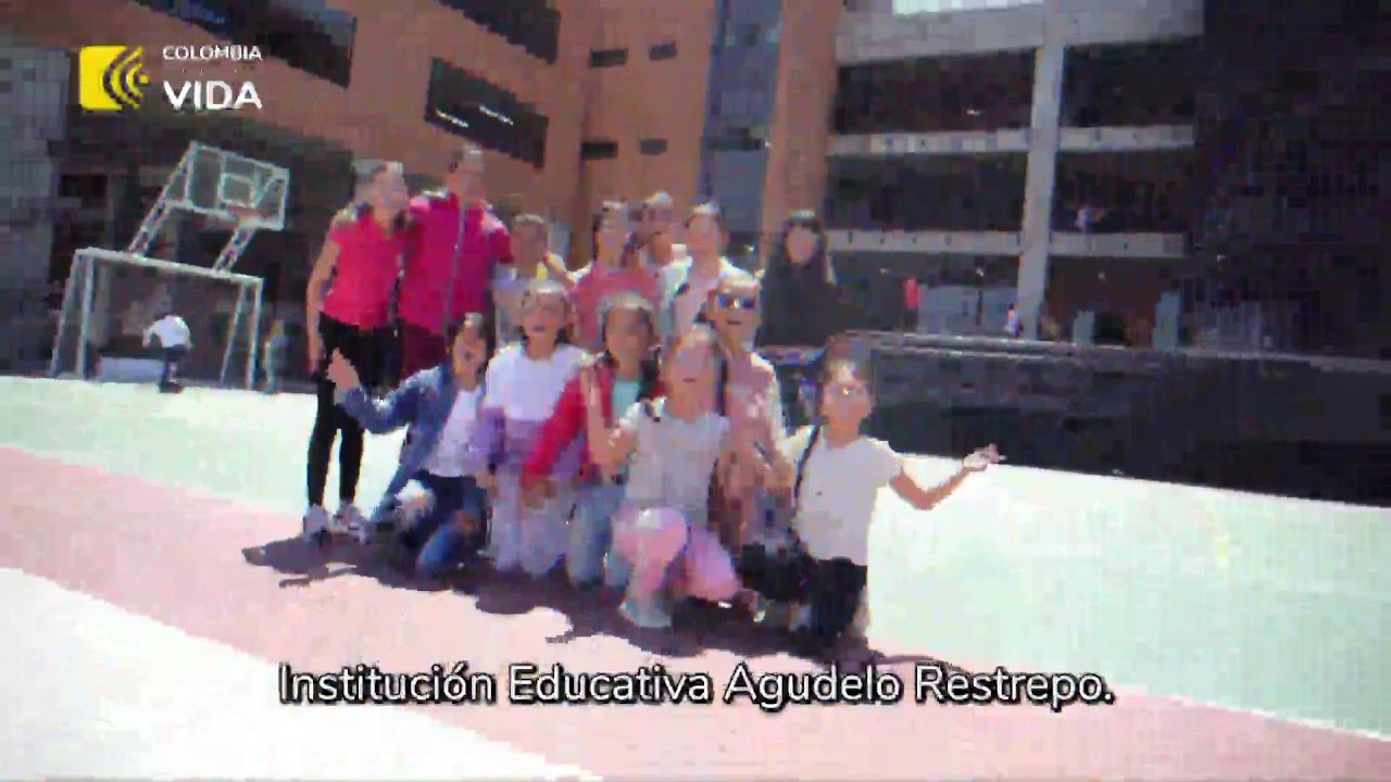 Inauguración de la Institución Educativa Distrital Agudelo Restrepo, junto a la Alcaldía