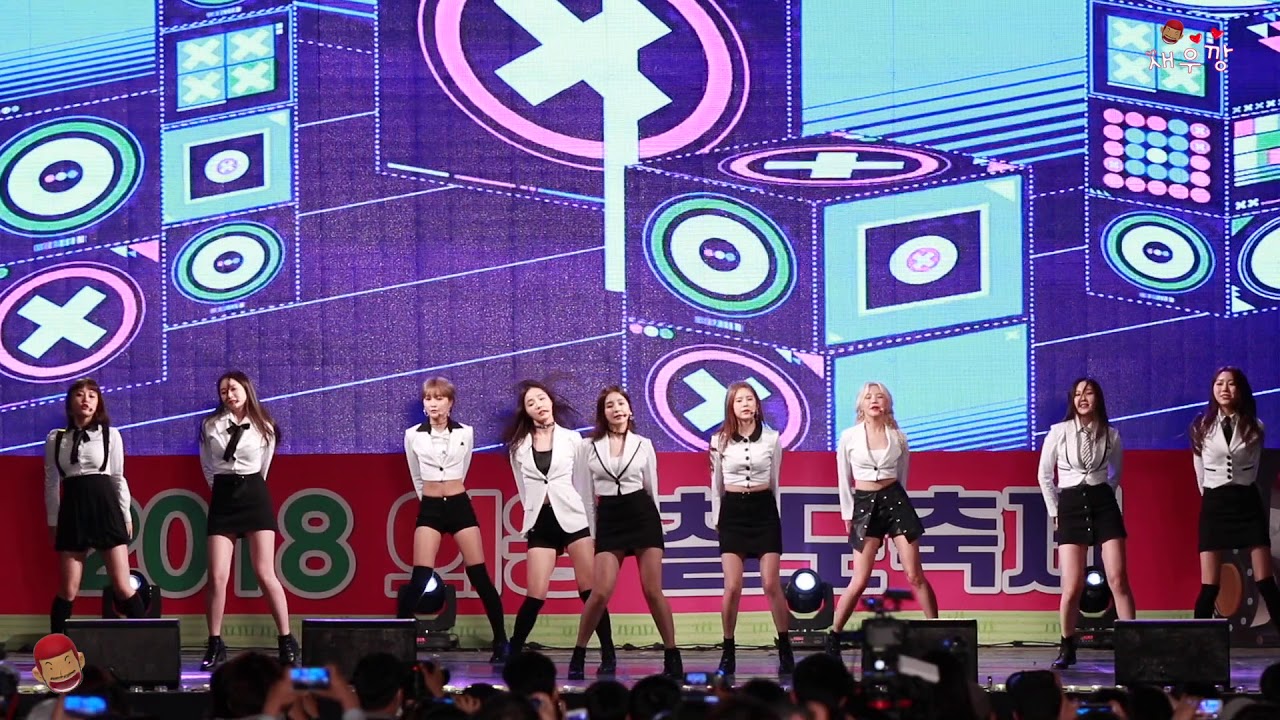 모모랜드 직캠 