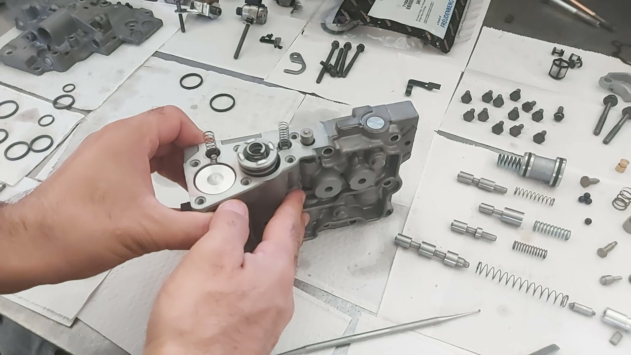 02 Montagem corpo de válvulas câmbio  AW50-40 Vectra Zafira Astra
