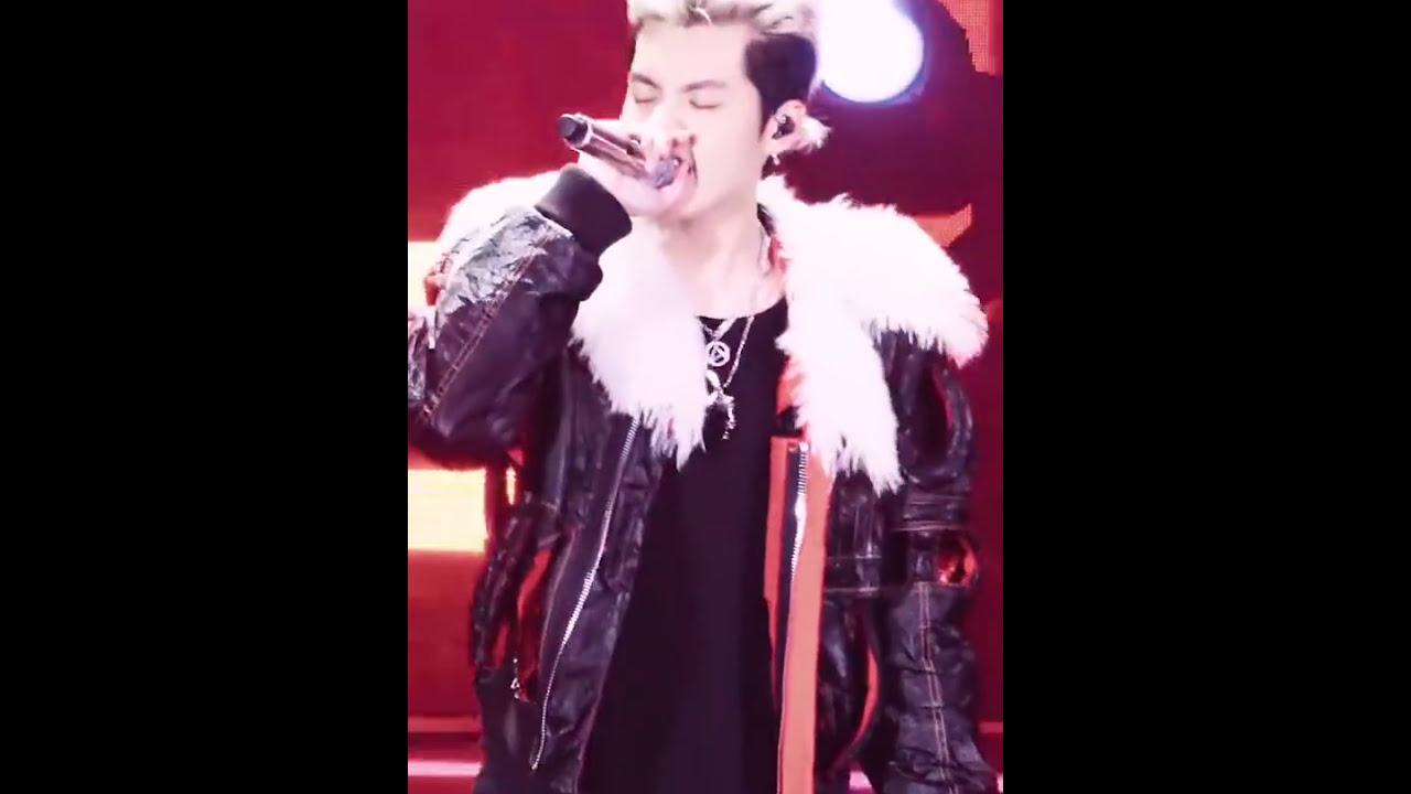 Kris Wu 180118 [Fancam] Deserve at Weibo Awards Ceremony 吴亦凡 wuyifan