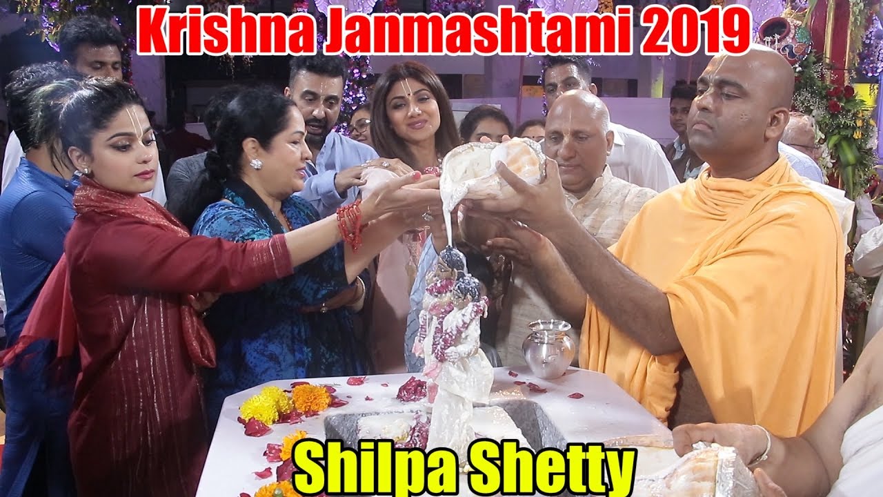 Shilpa Shetty And Family Celebrating Krishna Janmashtami At JUHU ISKCON Temple