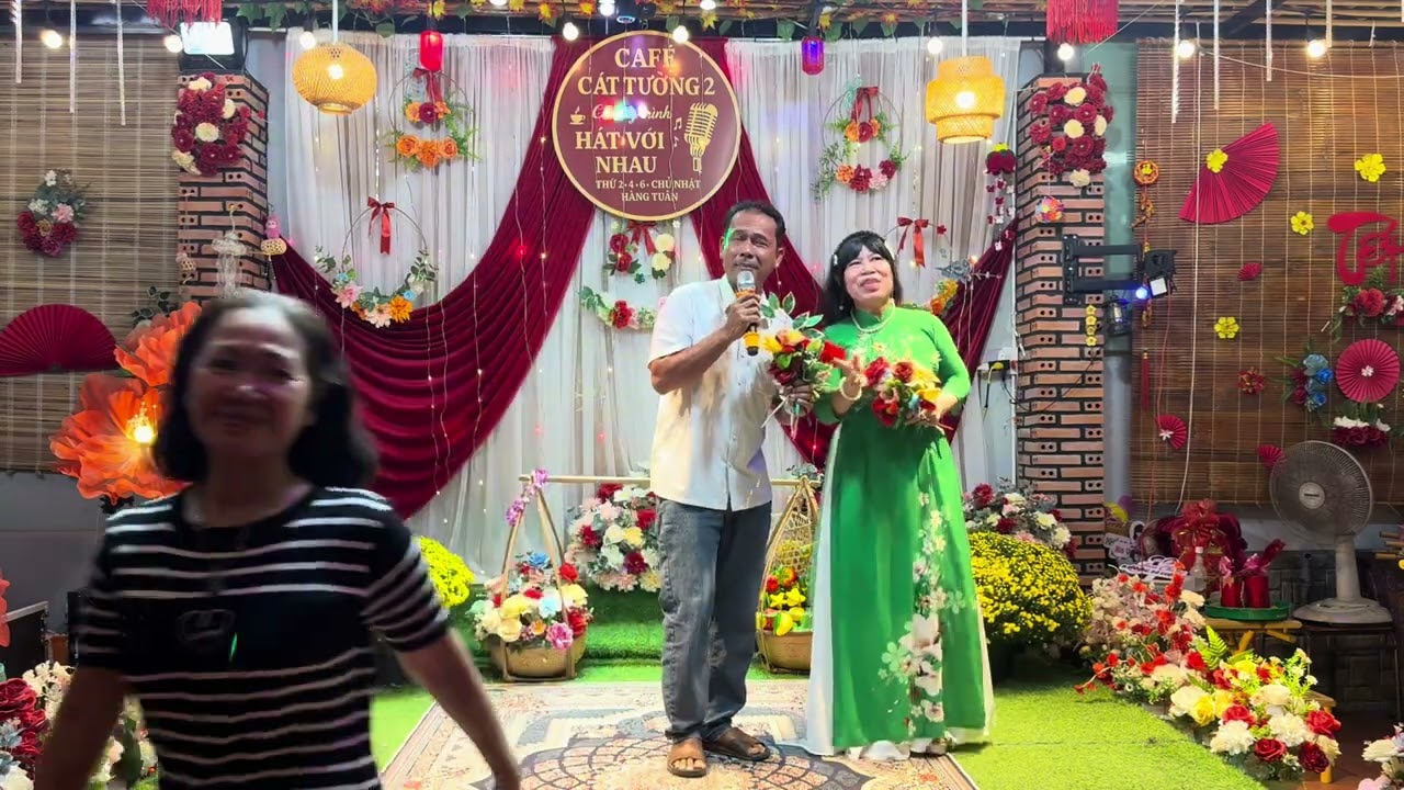 Ck gió ngựa trên đồi cỏ non. Tb Anh Thanh 