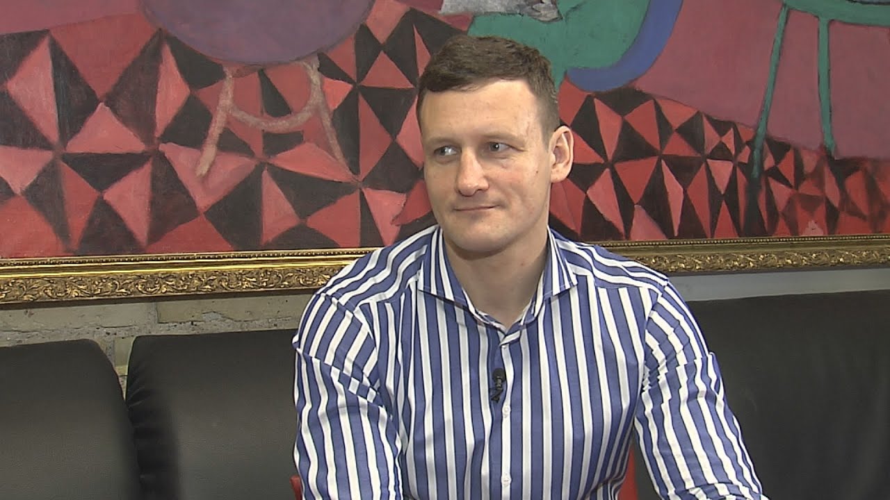 Šokiruojantys vaizdai: paviešino žaizdotą narkomaną ir taboro realybę