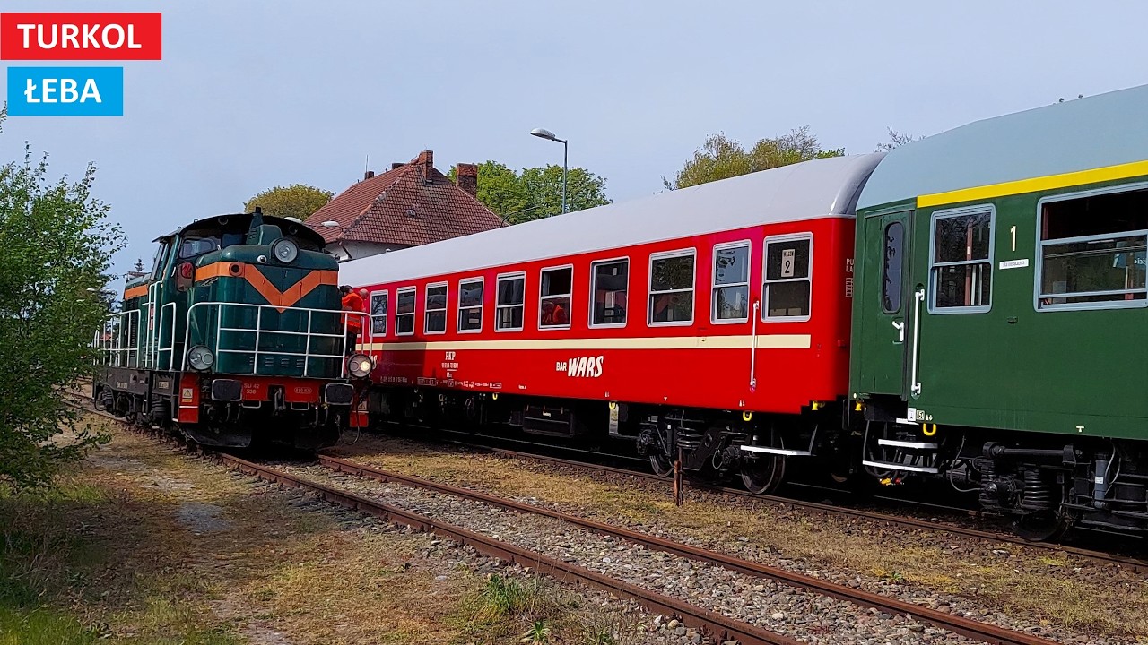 Turystyczny pociąg TURKOL Łebsko w Łebie
