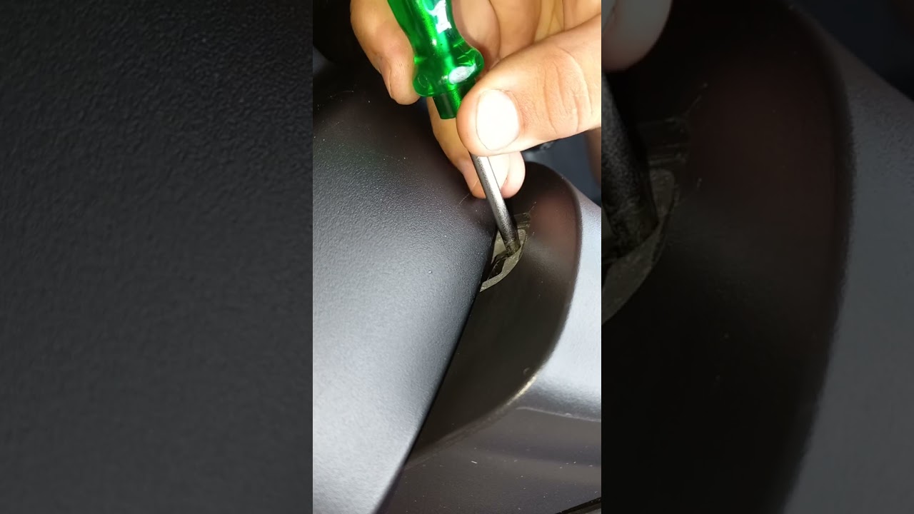Como retirar o volante e bolsa do air-bag do Focus 2016
