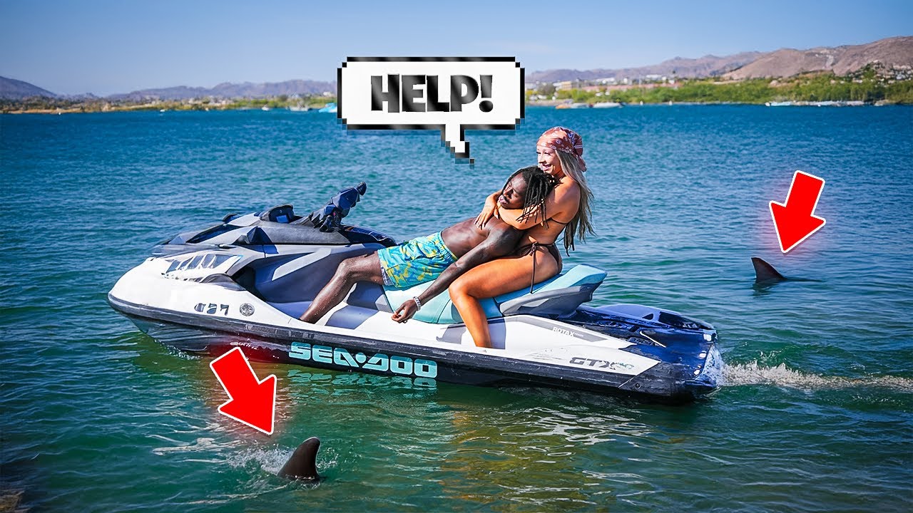 ME AND NICOLETTE CRASHED JETSKIS?? ( FAMILY VACATION VLOG)