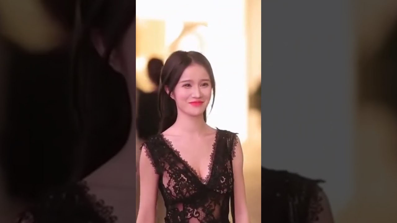 Chinese beautiful girl walking Shanghai city street fashion china 🇨🇳 