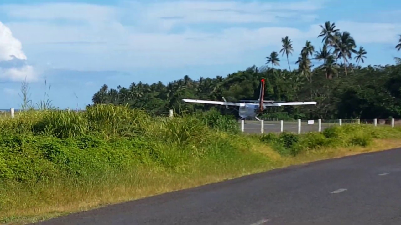 Fiji Link DHC-6 Twin Otter Takeoff
