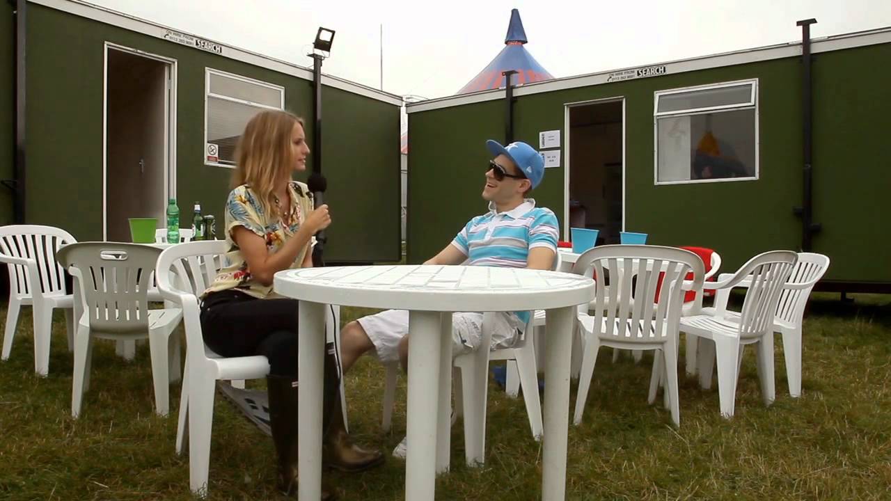 Lee Nelson | Chat Up Lines | Reading & Leeds Festival 2012