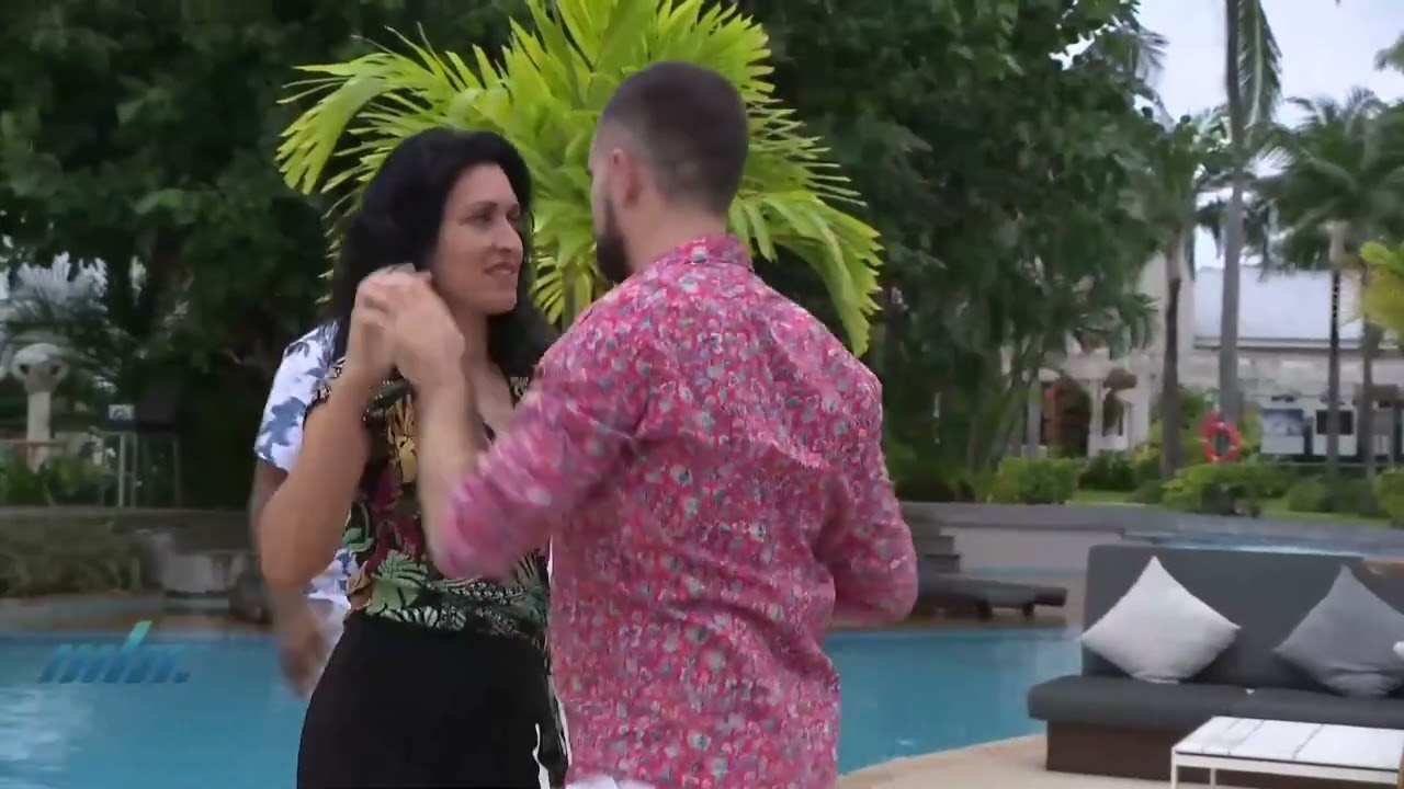 Bachata -  extrait de Up Close & Personal avec ChrisPy et Laly