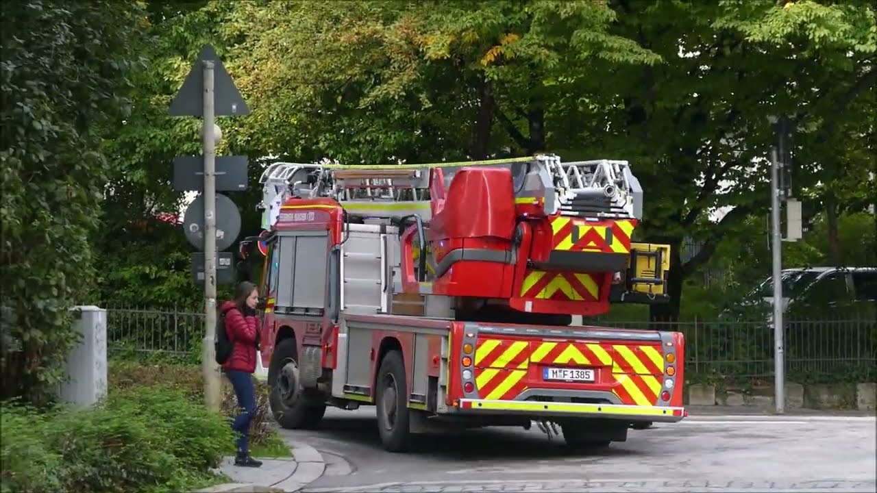 Munich Fire Brigade emergency responses   Berufsfeuerwehr München Notantworten