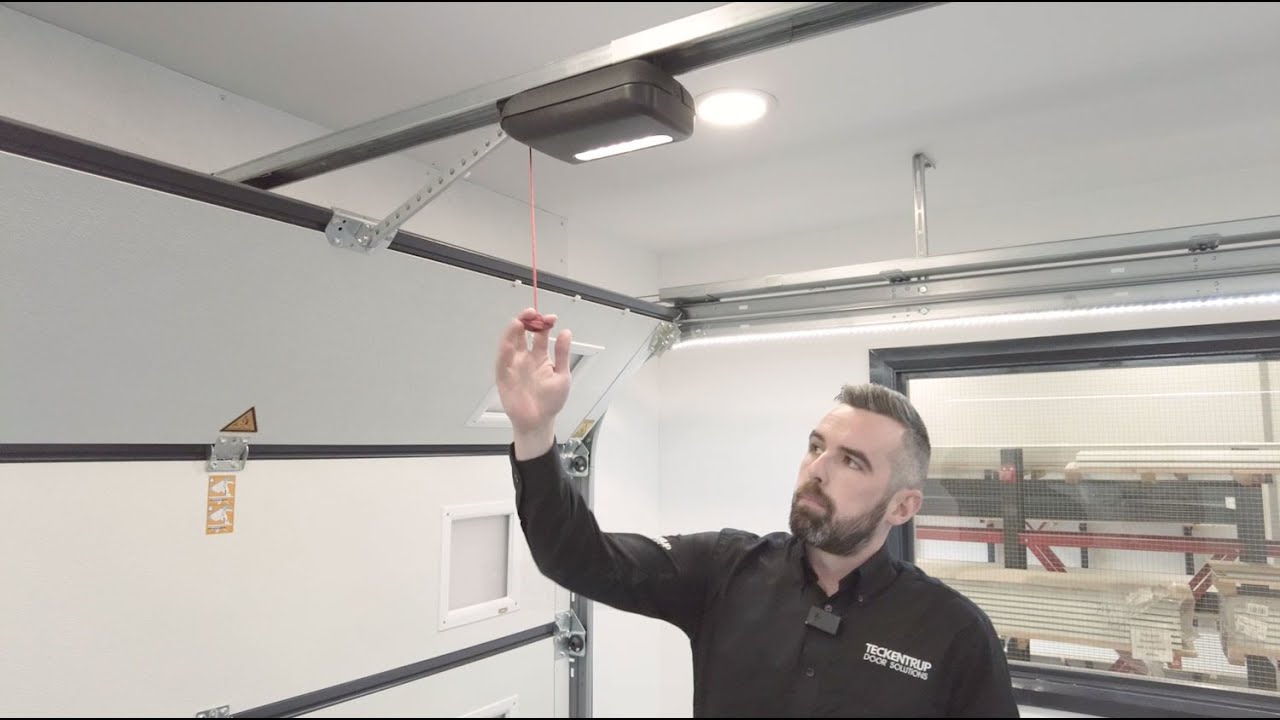 CarTeck DRIVE Reset Procedure - CarTeck Sectional Garage Doors | Teckentrup Door Solutions UK