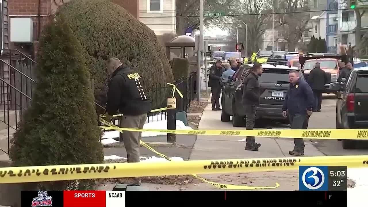 Knife-holding suspect shot by Hartford officer dies at hospital, police say