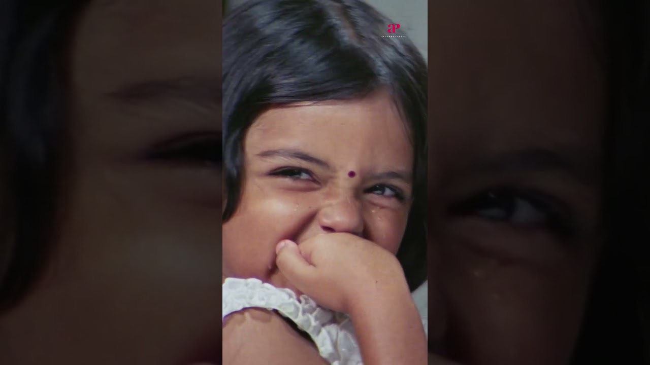 Watch 👆Vellinakshatram Malayalam Movie Scenes! 