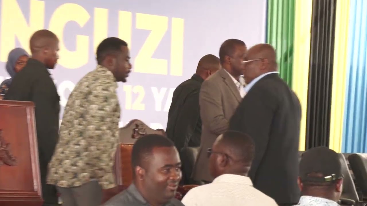 MAKAMO WA PILI AFUNGUA MAONESHO YA 12 ZANZIBAR YA KIPEKEE