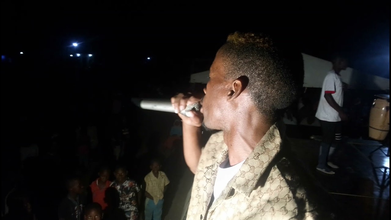 usikose kutazama alichokifanya Zack stoper kweny jukwaa la Chalinze jogging