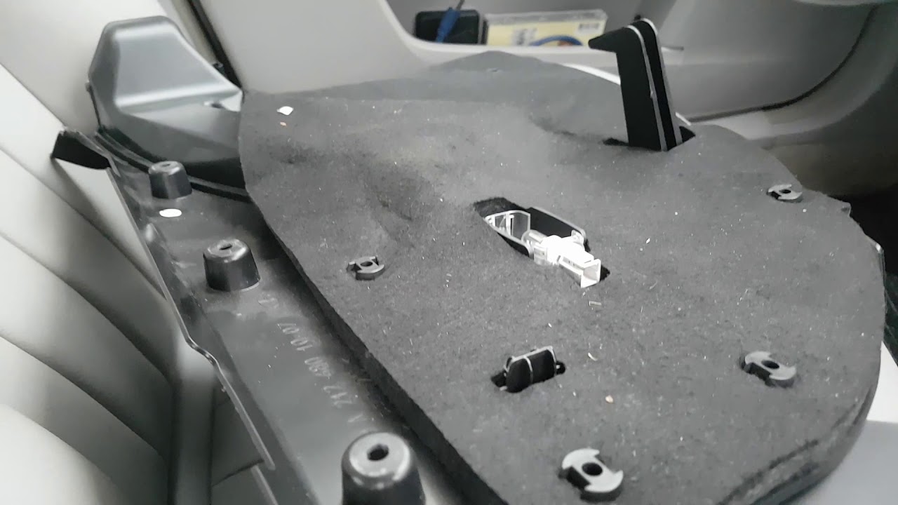 Mercedes w212 cabin wire routing for calix / defa / audio