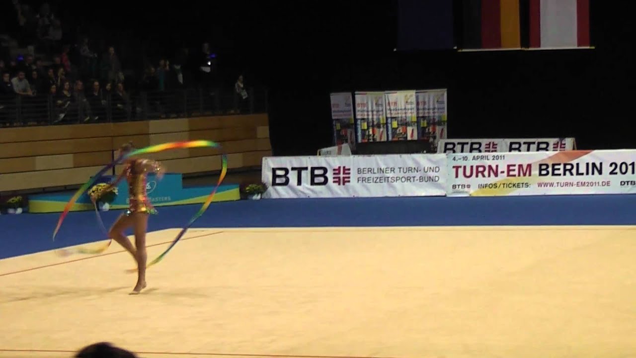 Berlin Masters 2010: Daria Kondakova with ribbon