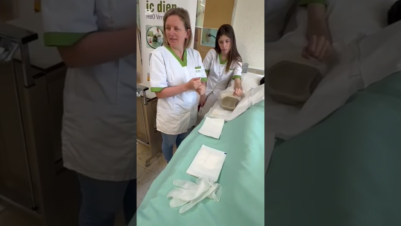 Spoelen diepe wonde en vernieuwen wiek