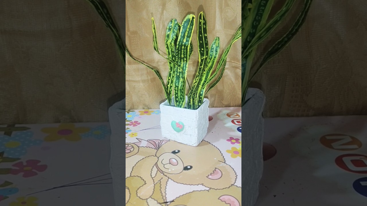 diy fake plant with paper #diy #craftmania #papercraft #fakeplants #easy #shorts #painting