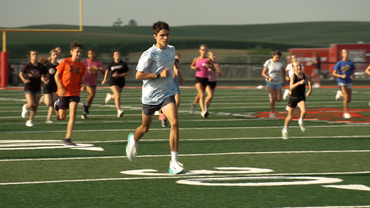 Феномен бега на длинные дистанции Квентин Науман | Iowa PBS Sports