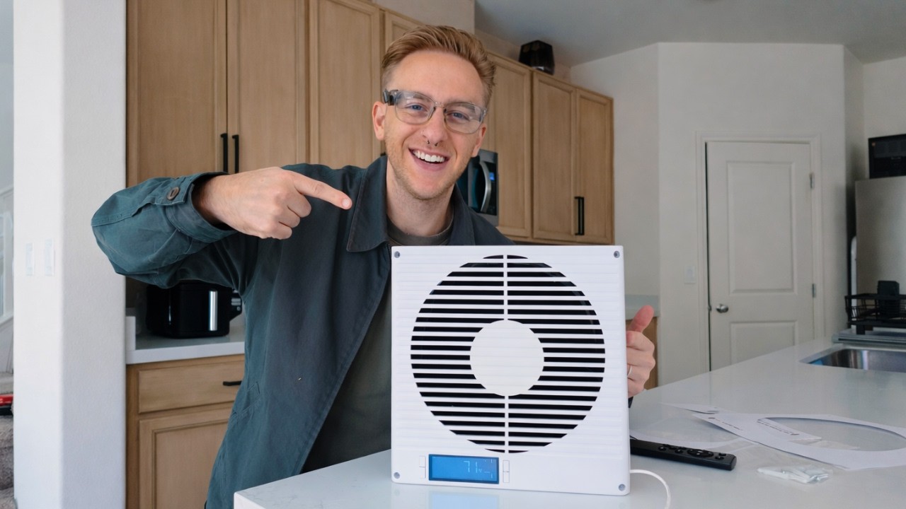 Adjustable Two-Way Vent Fan for Indoor Spaces
